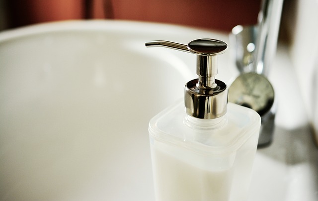 Czysty dom: kluczowe aspekty utrzymania higieny i porządku