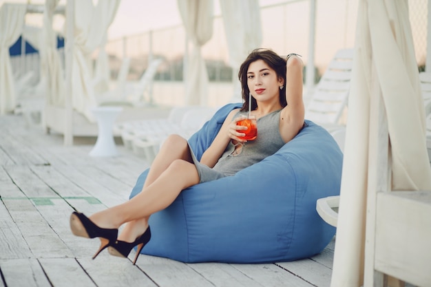 Jak stworzyć przytulny kącik relaksu w ogrodzie?